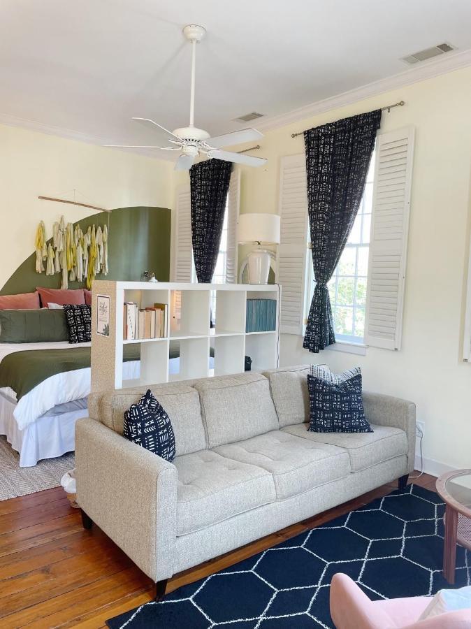 Charming 1885 Parlor Loft Downtown Savannah Stay Exteriör bild