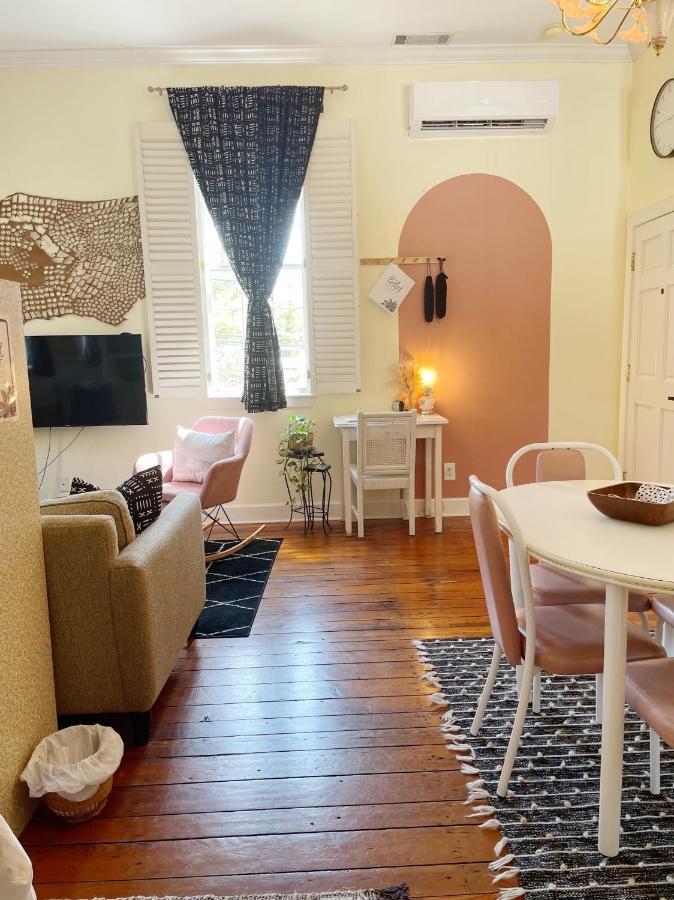 Charming 1885 Parlor Loft Downtown Savannah Stay Exteriör bild
